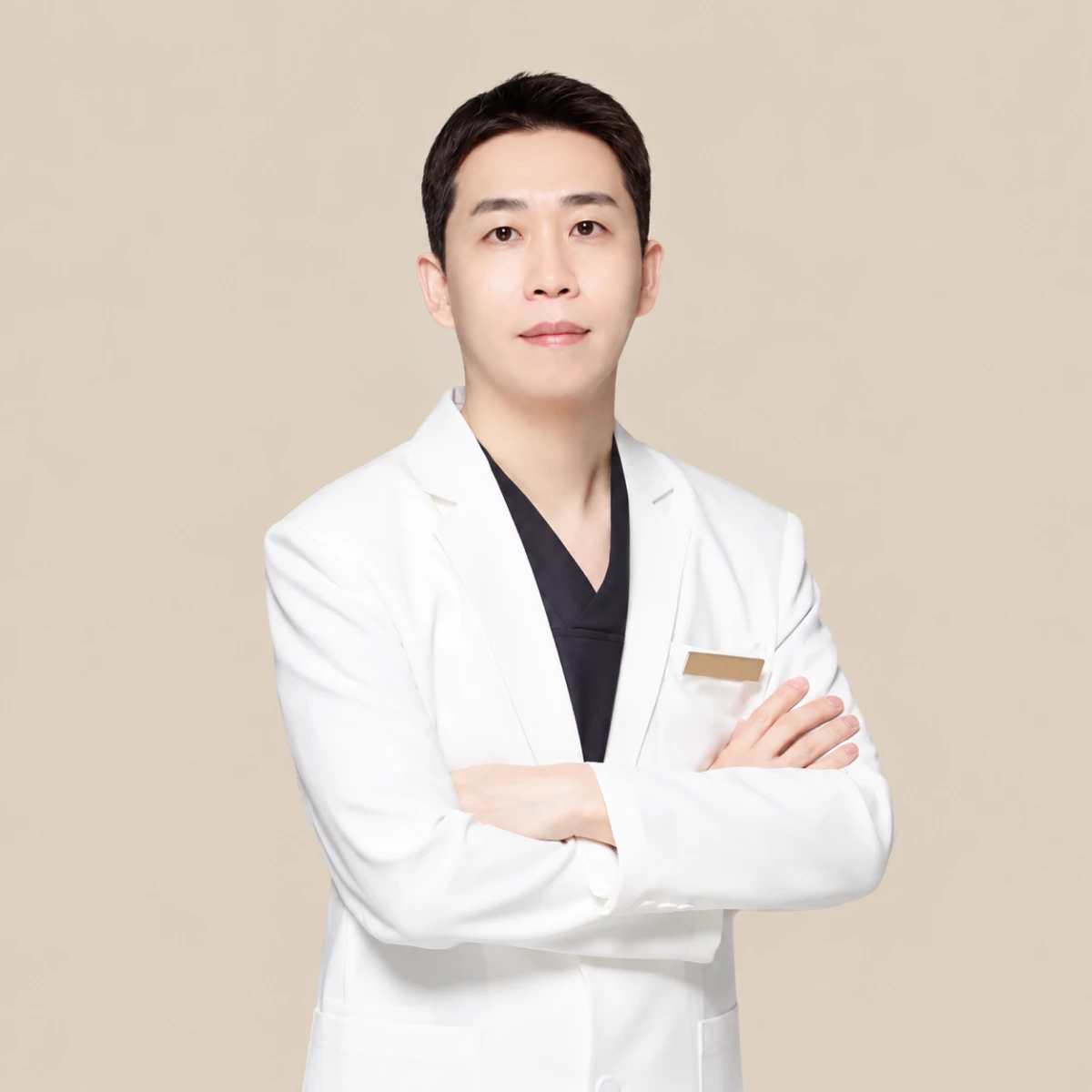 참사랑한의원 이태윤 대표원장 — 손발이 차가운 수족냉증을 체질과 순환의 관점에서 살피는 한방 진료